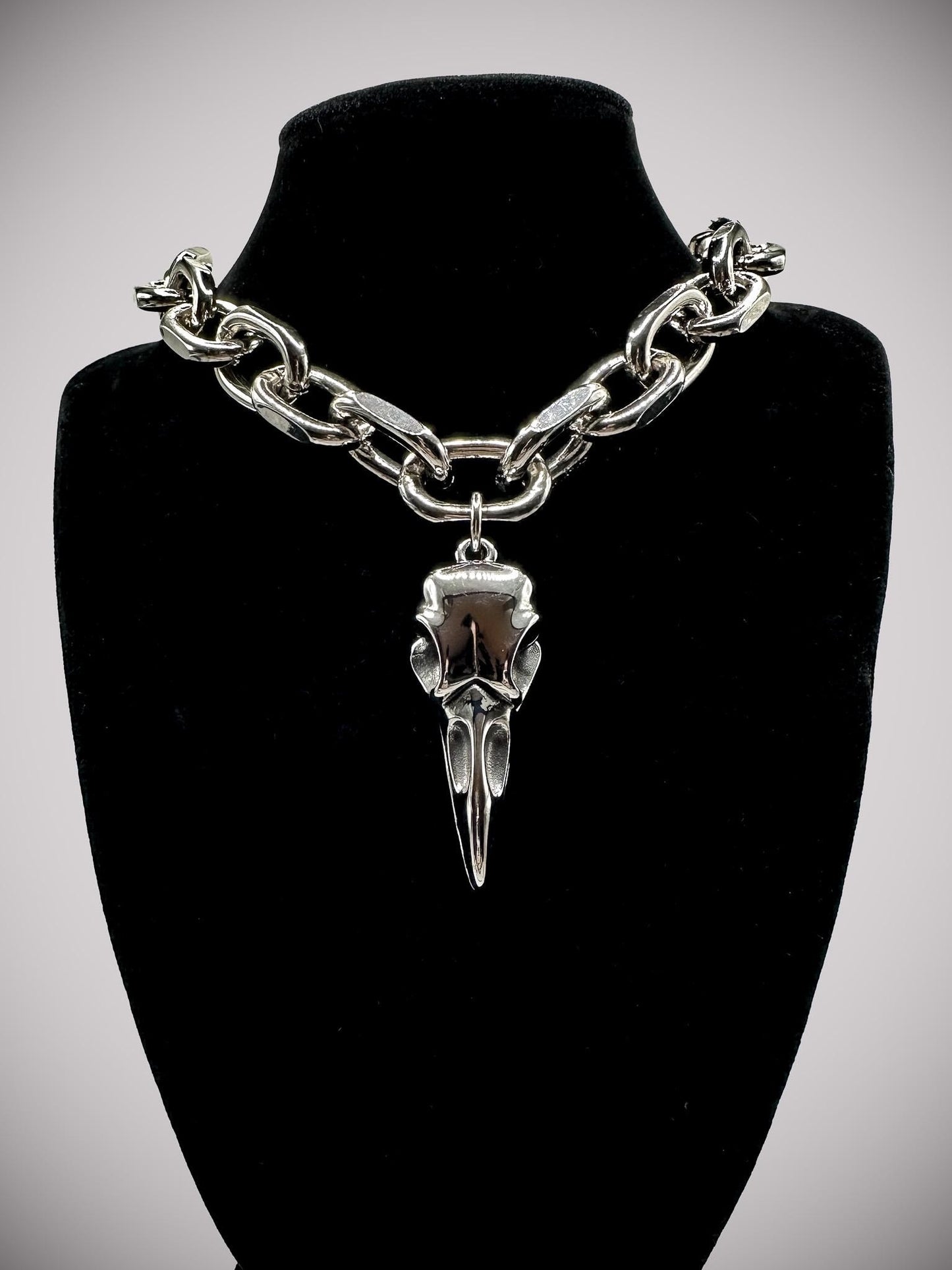 Chunky Cable Chain Link Bird Skull Necklace //Gothic Alternative Animal Avant Garde Jewellery