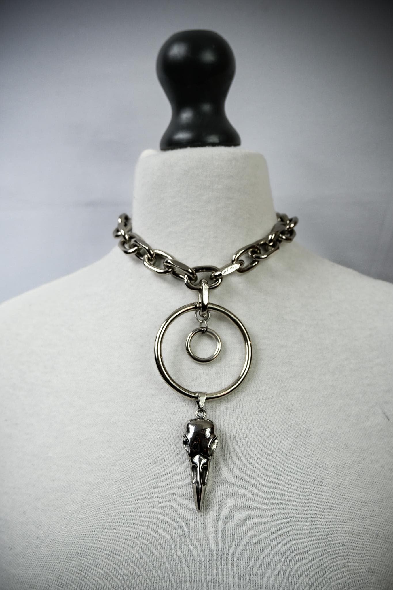 Chunky Cable Chain Link Bird Skull O Ring Necklace //Gothic Alternative Animal Avant Garde Jewellery