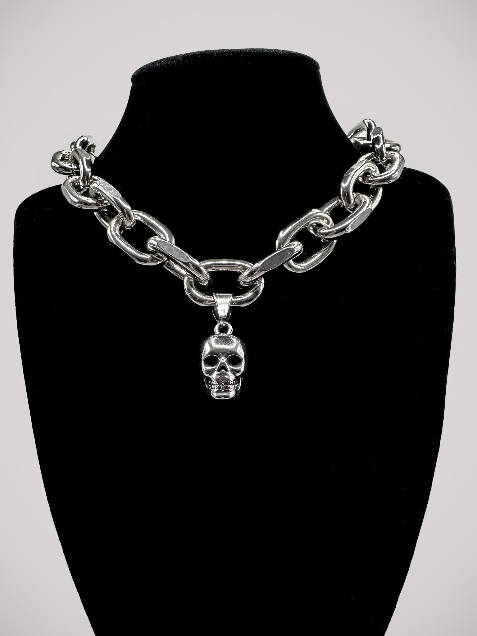 Chunky Cable Chain Link Skull Necklace //Gothic Alternative Animal Avant Garde Jewellery