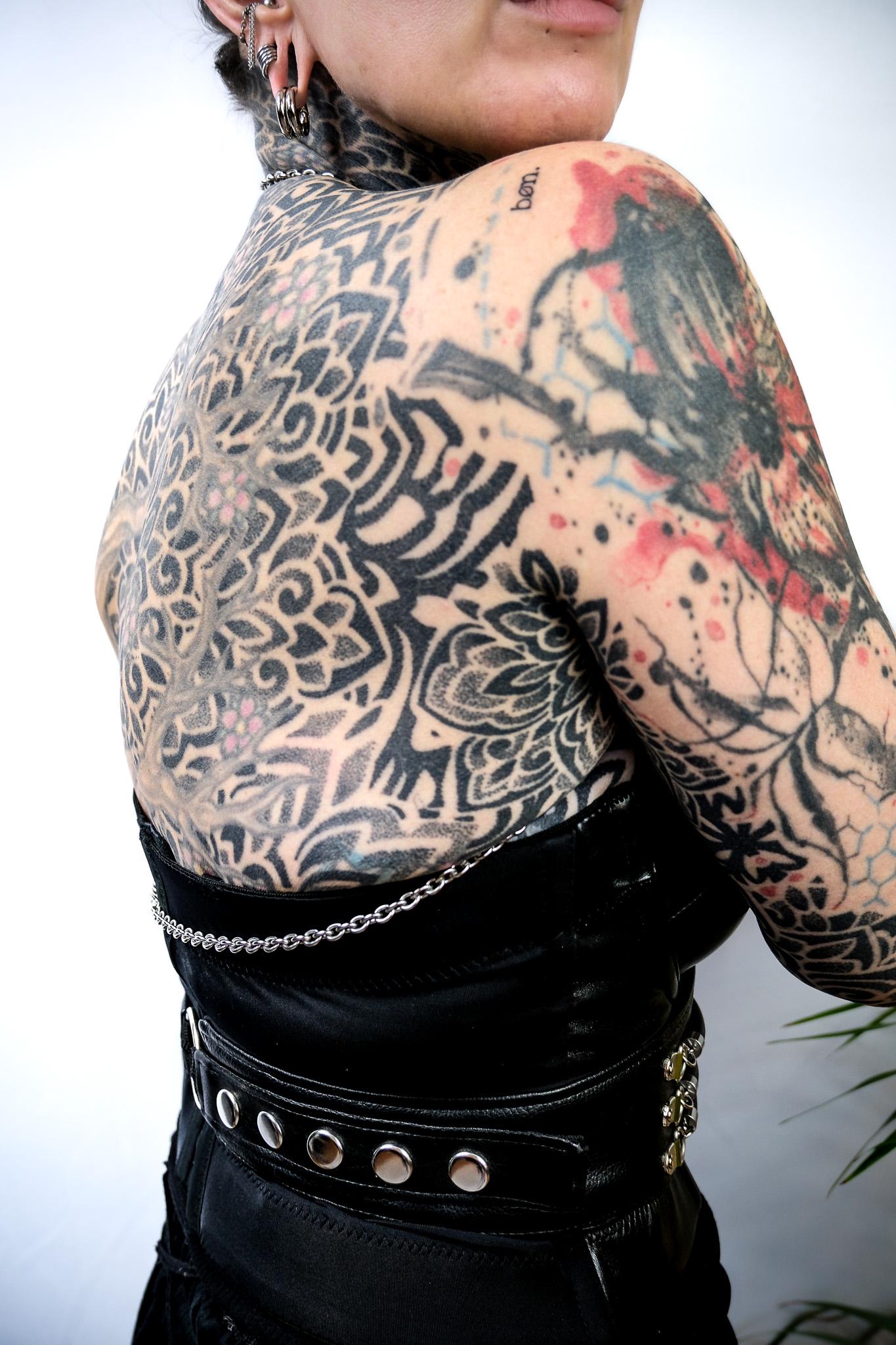 Delicate Chain Harness // Bold Square Design // Metal O Ring // Silver Skull // Goth Alternative Avant Garde.