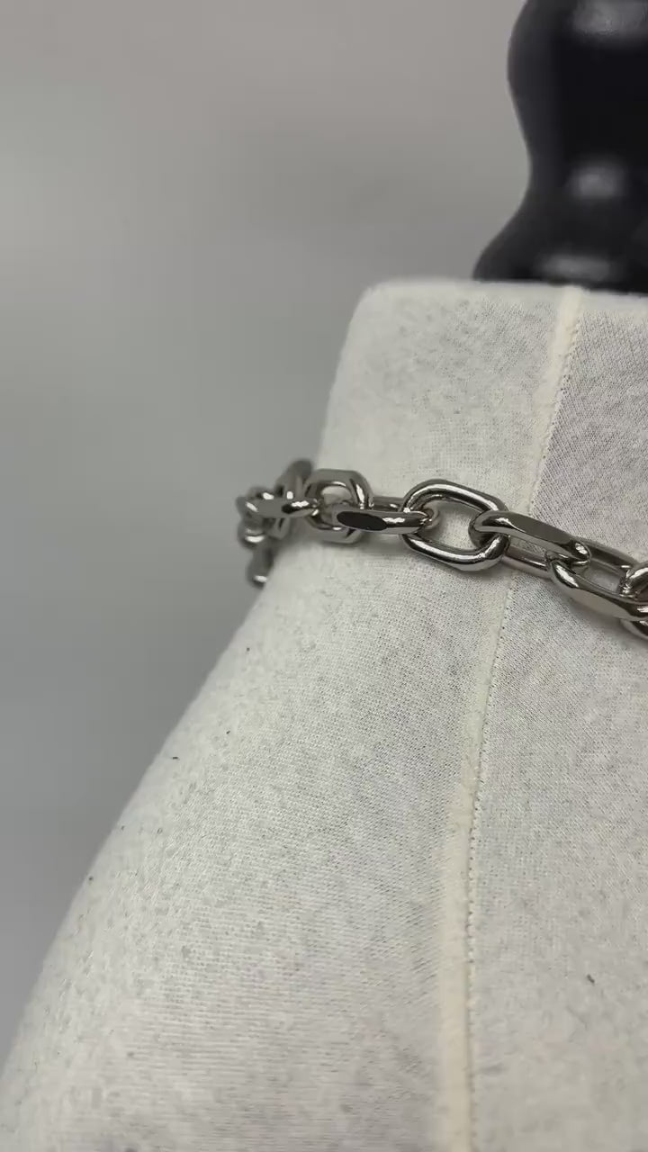 Chunky Cable Chain Link Bird Skull Necklace //Gothic Alternative Animal Avant Garde Jewellery